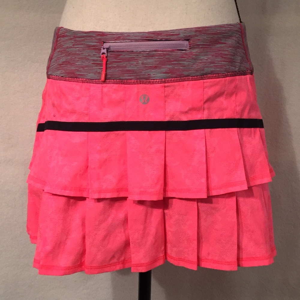 Lululemon run: pace setter pink jacquard skirt